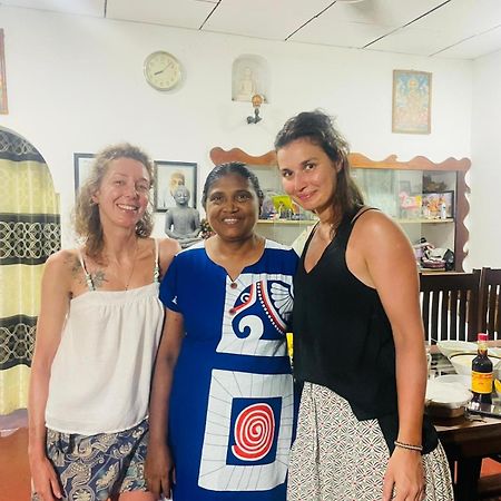 Chithra Homestay Tangalle Eksteriør bilde