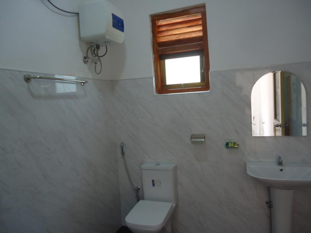 Chithra Homestay Tangalle Eksteriør bilde