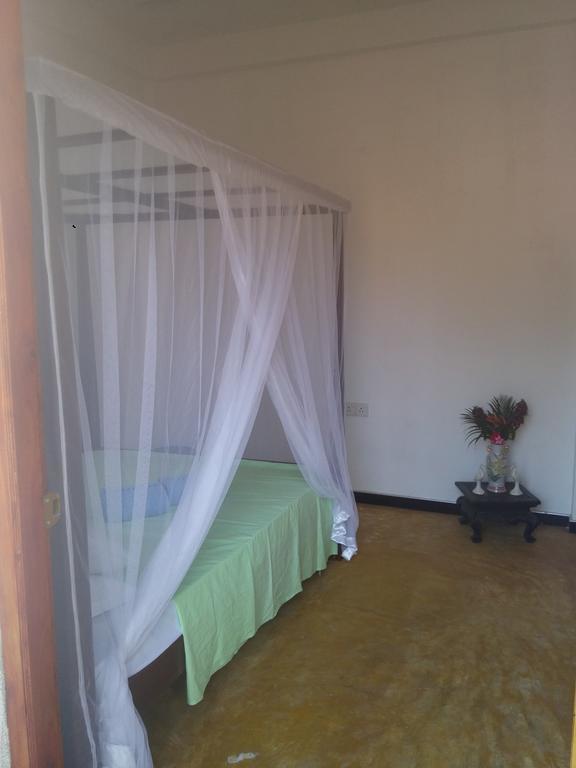 Chithra Homestay Tangalle Eksteriør bilde
