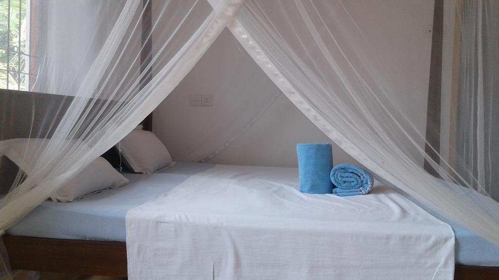 Chithra Homestay Tangalle Eksteriør bilde
