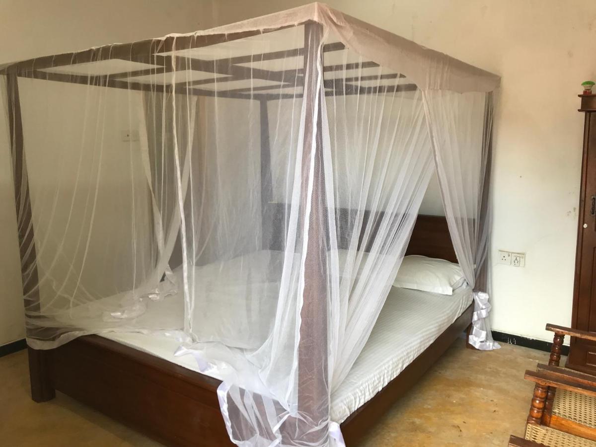 Chithra Homestay Tangalle Eksteriør bilde