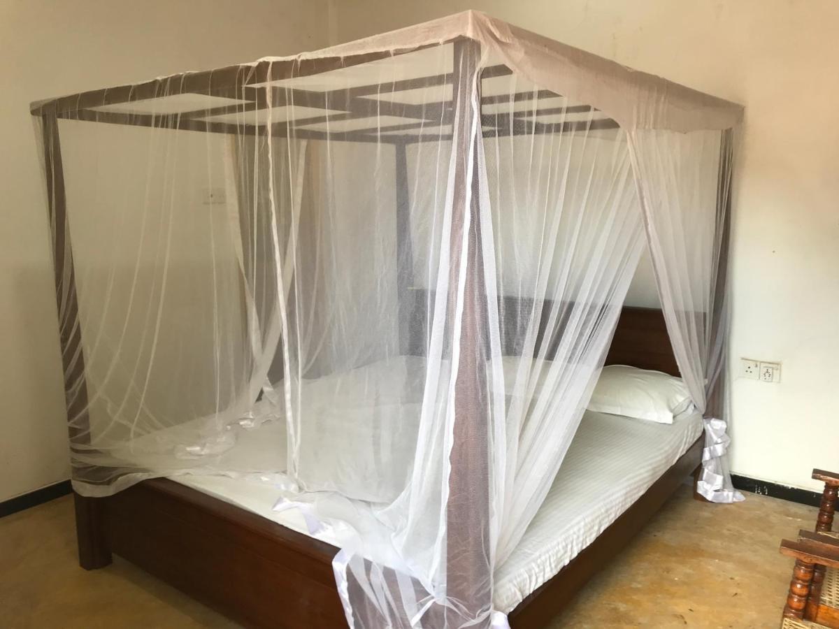Chithra Homestay Tangalle Eksteriør bilde